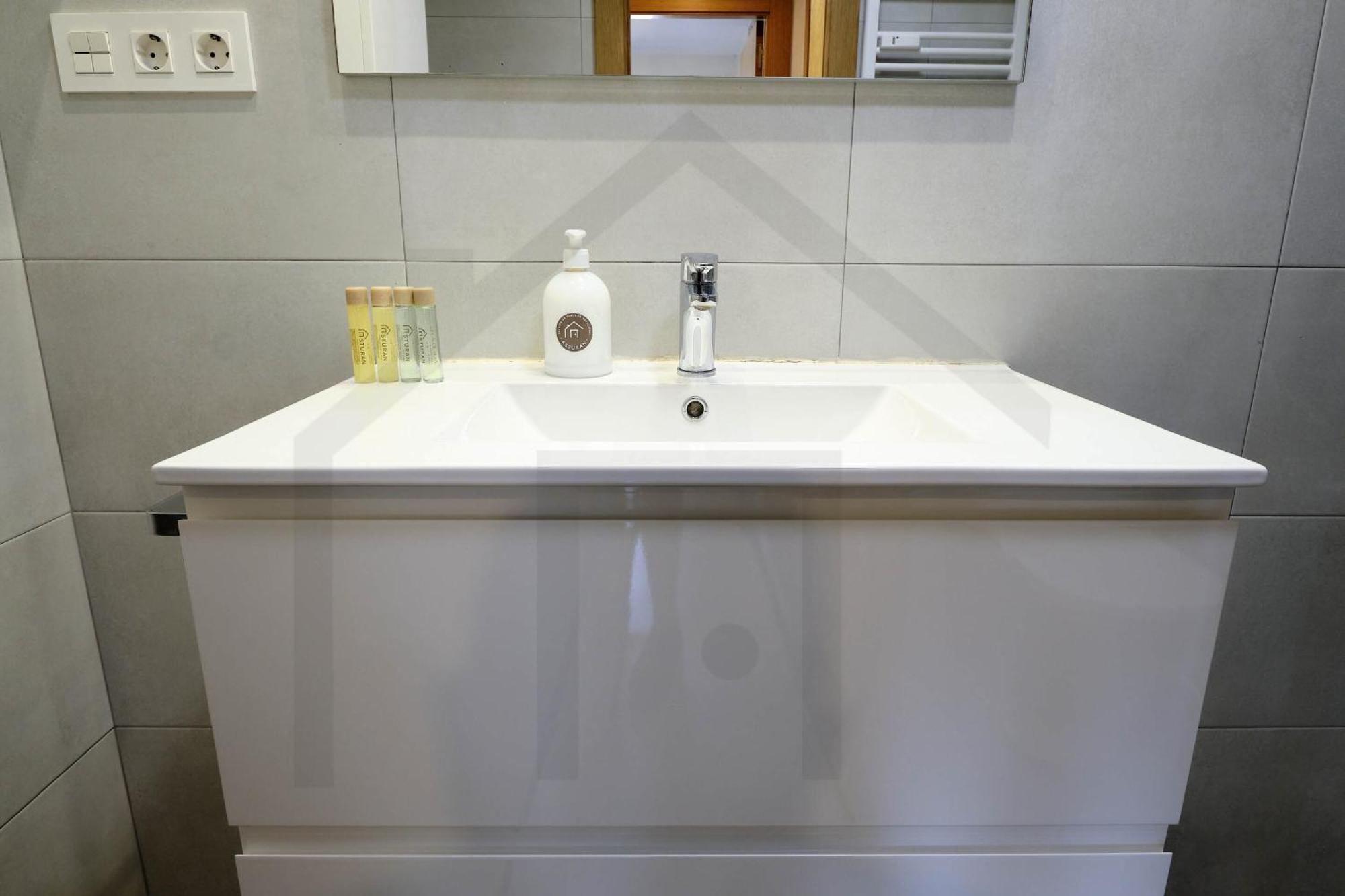 Campoamor Centro - Coqueto Apartamento Con Wifi. Oviedo Zewnętrze zdjęcie